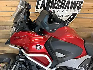 Used 2016 Honda Vfr Adventure Touring Red - Interior and Exterior details 6