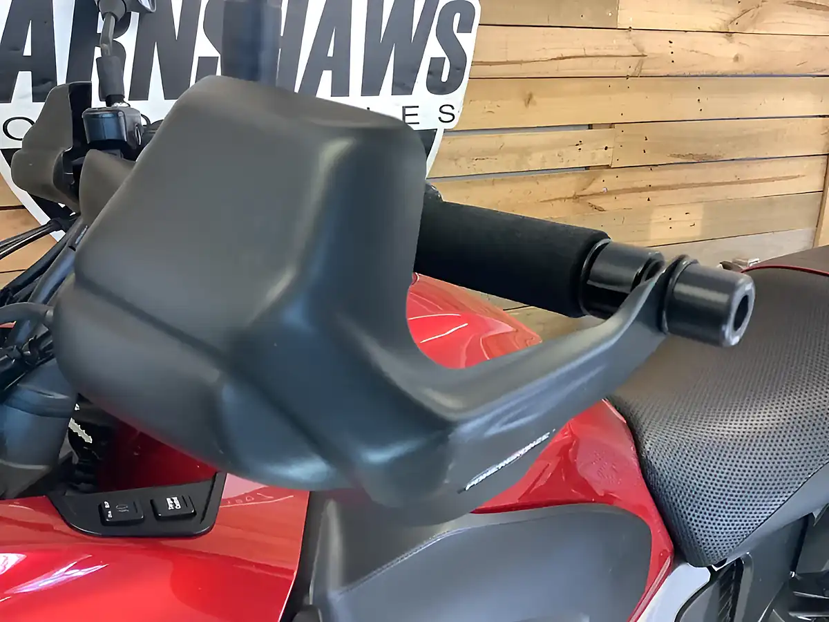 Used 2016 Honda Vfr Adventure Touring Red - Interior and Exterior details 9