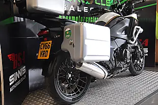 Used 2016 Honda VFR1200X Crosstourer White - Interior and Exterior details 14