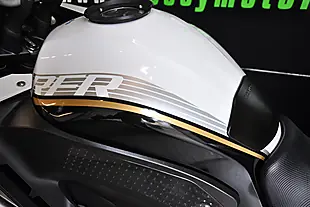 Used 2016 Honda VFR1200X Crosstourer White - Interior and Exterior details 9