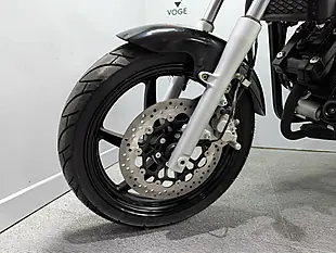 Used 2016 Hyosung GT 125 P White - Interior and Exterior details 12