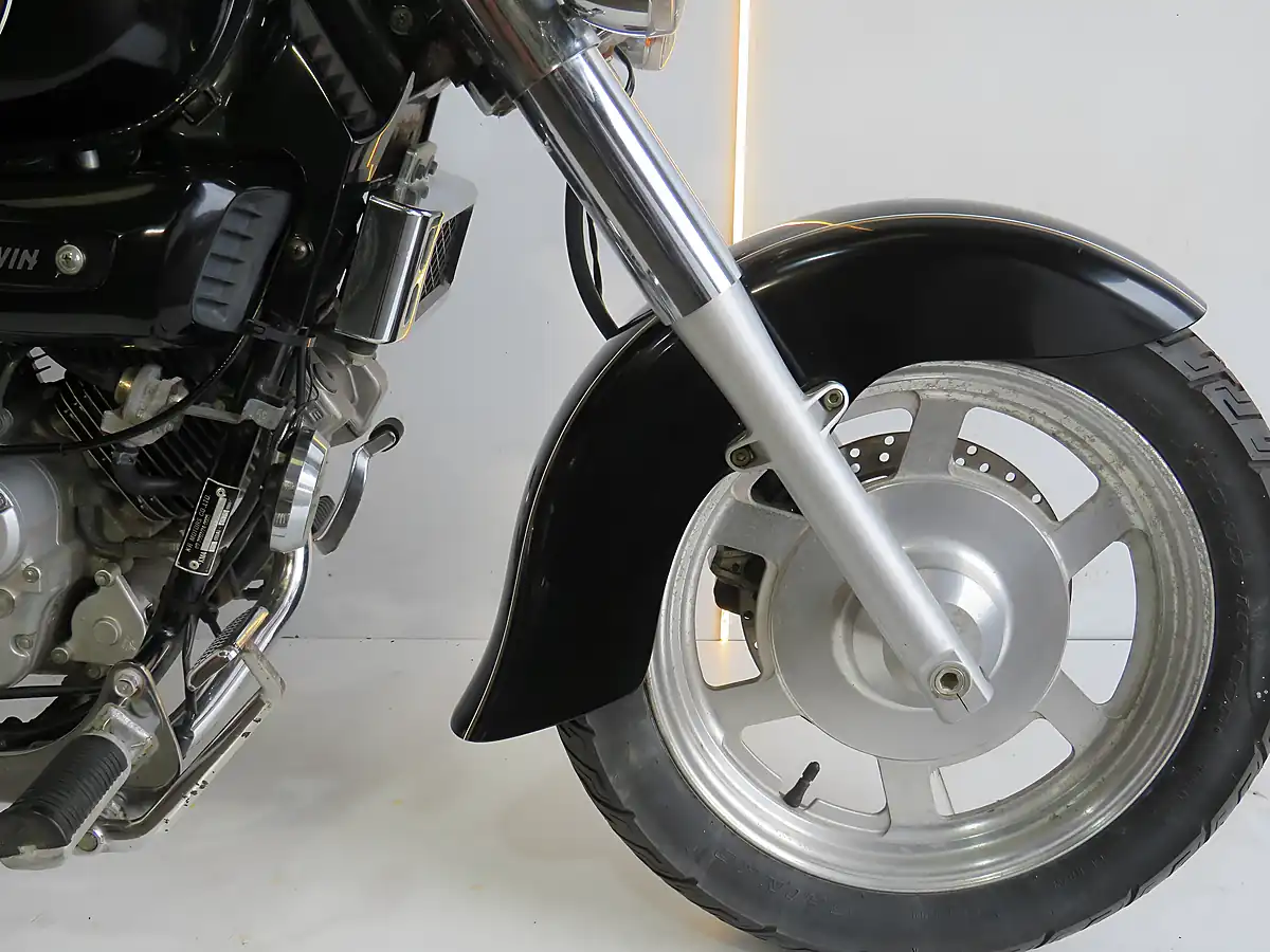 Used 2016 Hyosung GV125 Aquila Black - Interior and Exterior details 14