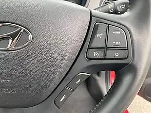 Used 2016 Hyundai i10 Go! Red - Interior and Exterior details 19