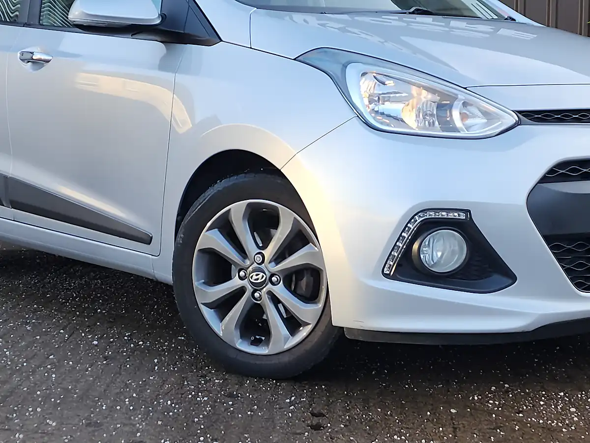 Used 2016 Hyundai I10 Prem Se Grey - Interior and Exterior details 2