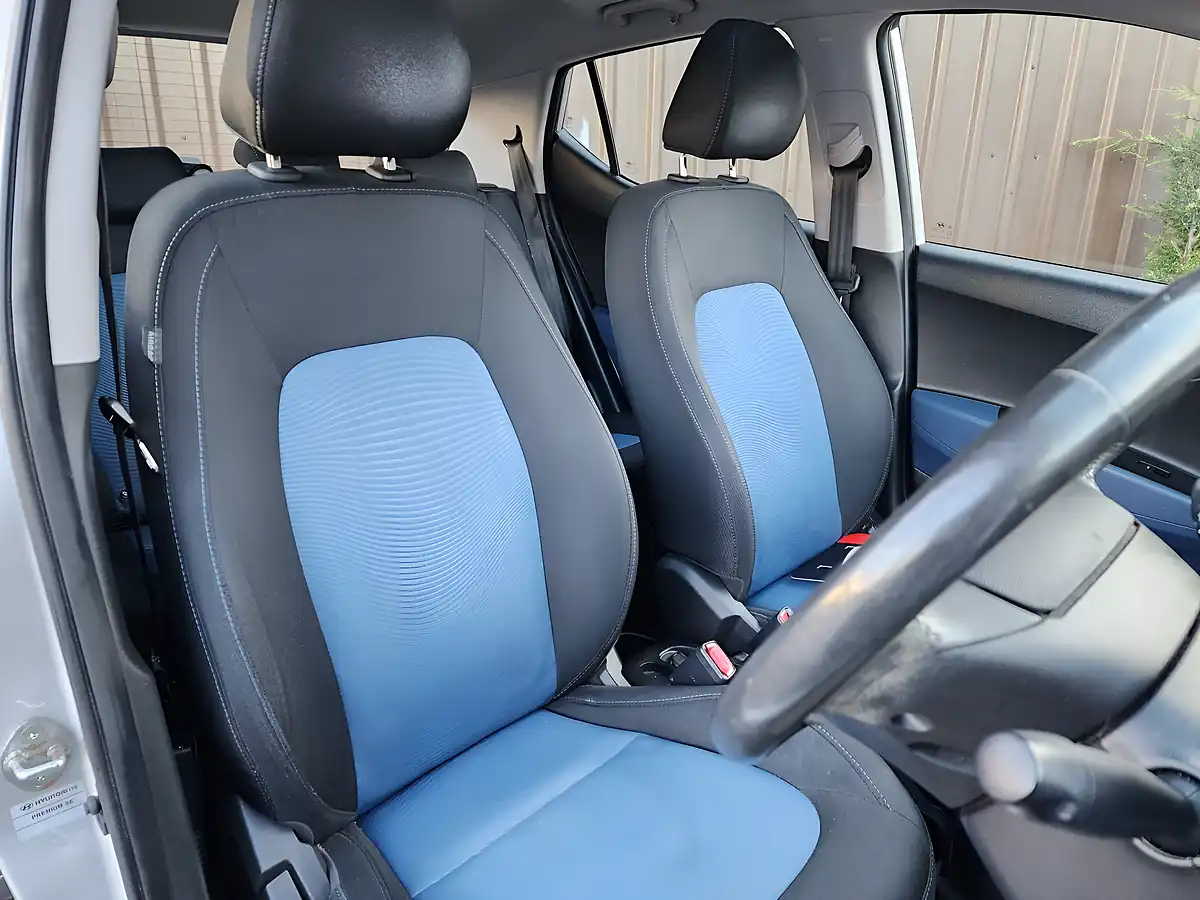 Used 2016 Hyundai I10 Prem Se Grey - Interior and Exterior details 7