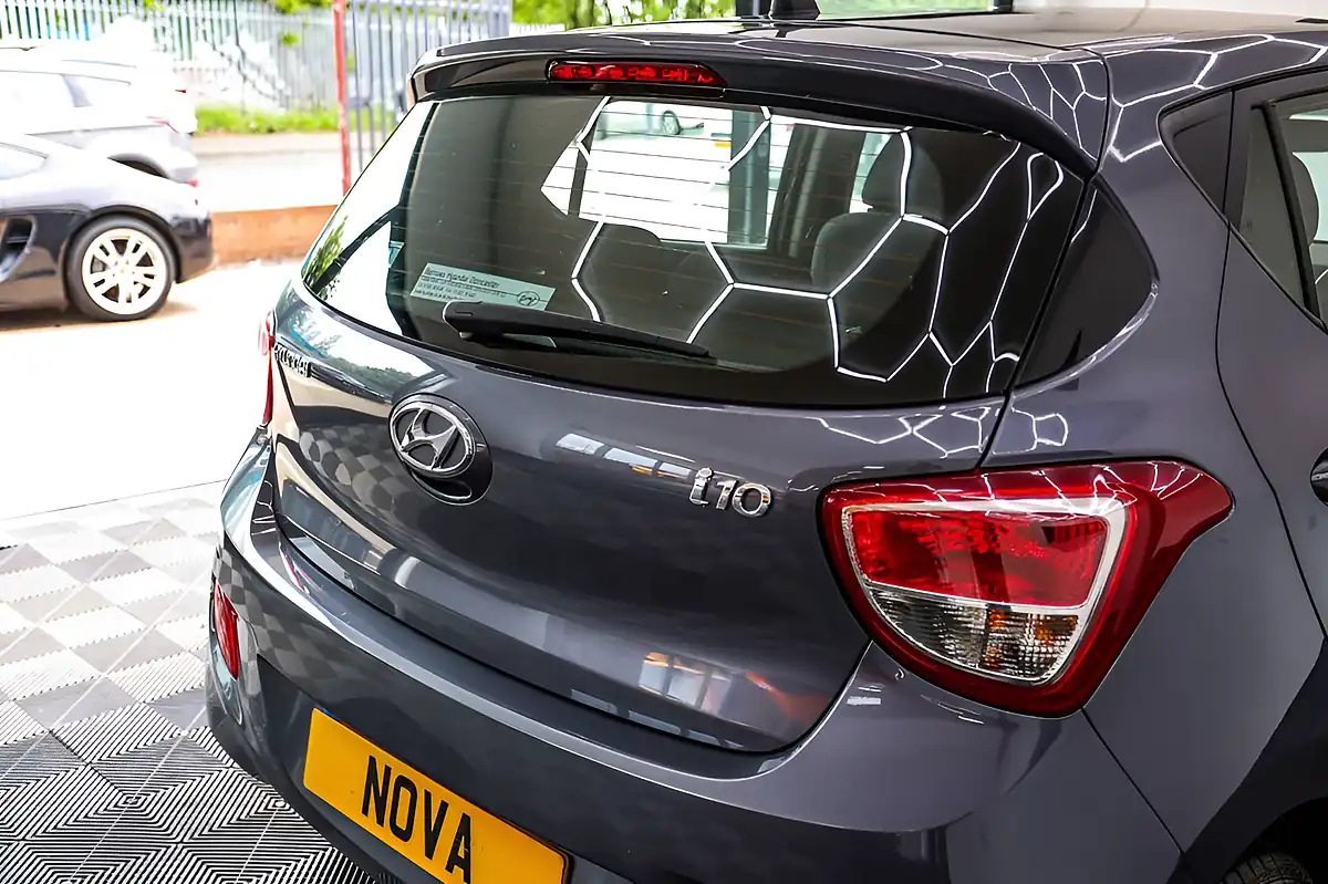 Used 2016 Hyundai i10 Premium Grey - Interior and Exterior details 13
