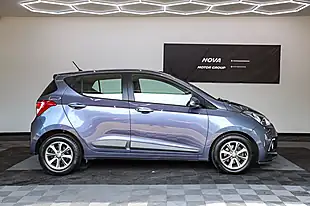 Used 2016 Hyundai i10 Premium Grey - Interior and Exterior details 5
