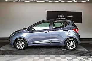 Used 2016 Hyundai i10 Premium Grey - Interior and Exterior details 6