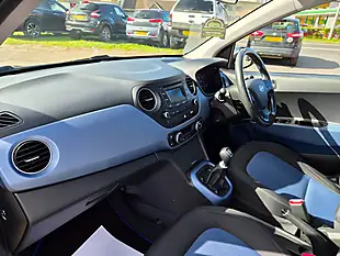 Used 2016 Hyundai i10 Premium Se Blue - Interior and Exterior details 18