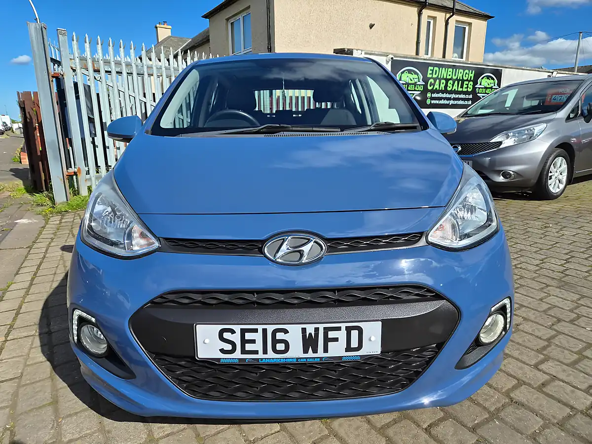 Used 2016 Hyundai i10 Premium Se Blue - Interior and Exterior details 2