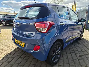 Used 2016 Hyundai i10 Premium Se Blue - Interior and Exterior details 6
