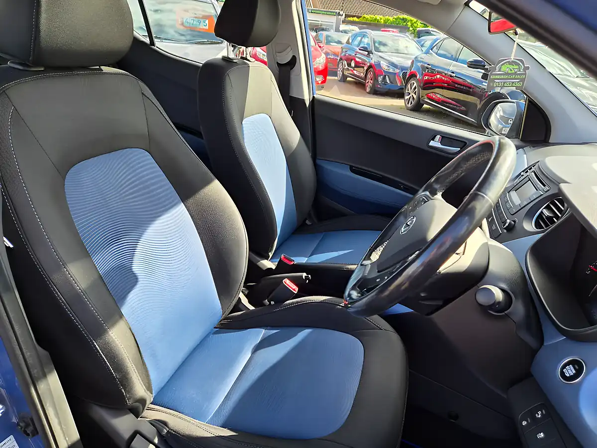 Used 2016 Hyundai i10 Premium Se Blue - Interior and Exterior details 7