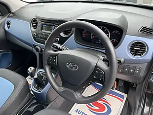 Used 2016 Hyundai I10 Se Black - Interior and Exterior details 11