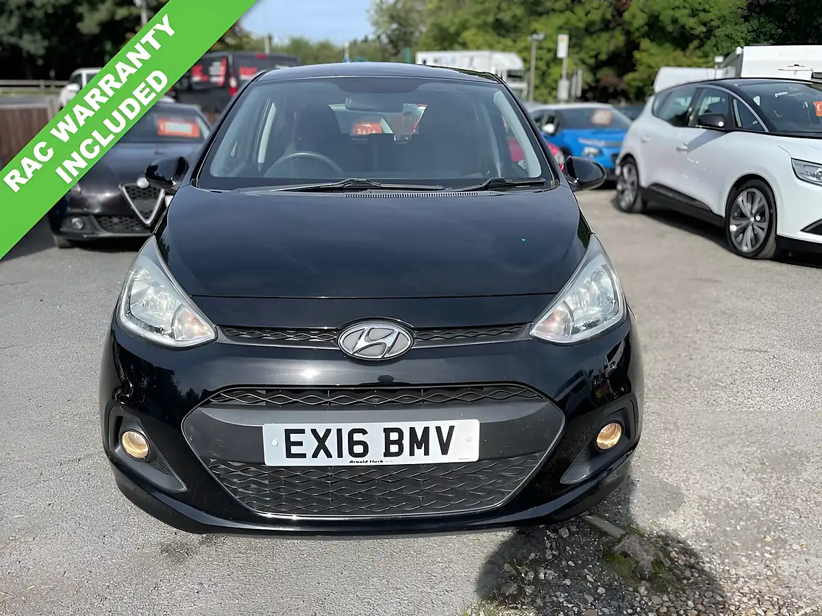 Used 2016 Hyundai I10 Se Black - Interior and Exterior details 3
