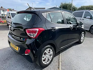 Used 2016 Hyundai I10 Se Black - Interior and Exterior details 8
