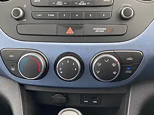 Used 2016 Hyundai i10 Se Blue - Interior and Exterior details 19