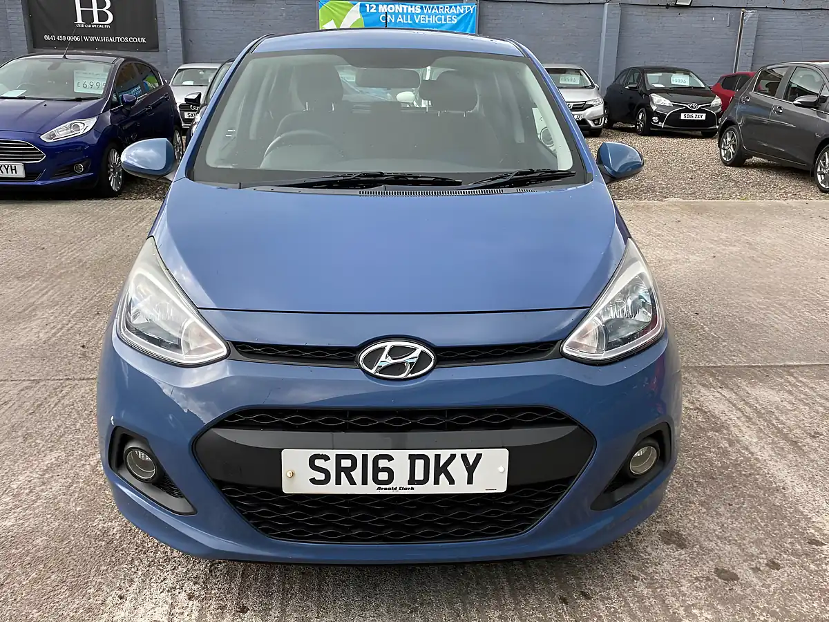 Used 2016 Hyundai i10 Se Blue - Interior and Exterior details 4