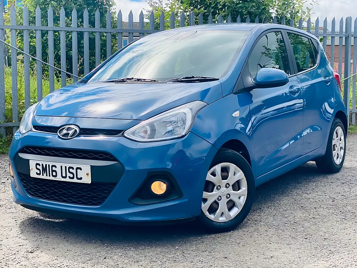 Used 2016 Hyundai I10 Se Blue - Interior and Exterior details 3