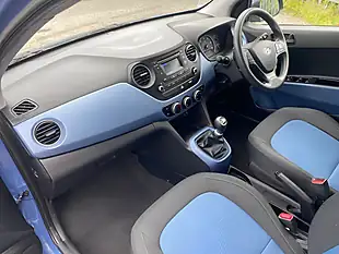 Used 2016 Hyundai I10 Se Blue - Interior and Exterior details 5