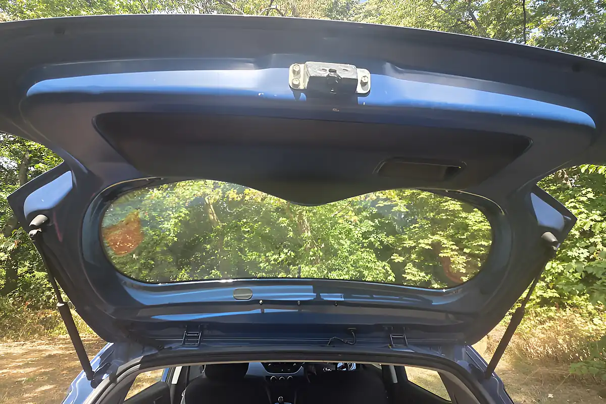 Used 2016 Hyundai i10 Se Blue - Interior and Exterior details 11