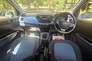Used 2016 Hyundai i10 Se Blue - Interior and Exterior details 13