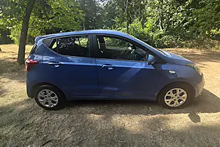 Used 2016 Hyundai i10 Se Blue - Interior and Exterior details 9