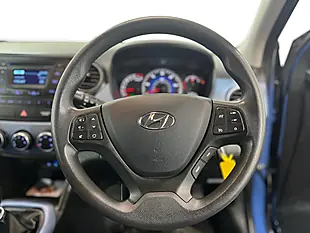 Used 2016 Hyundai I10 Se Blue - Interior and Exterior details 14