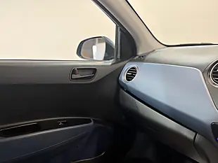 Used 2016 Hyundai I10 Se Blue - Interior and Exterior details 16