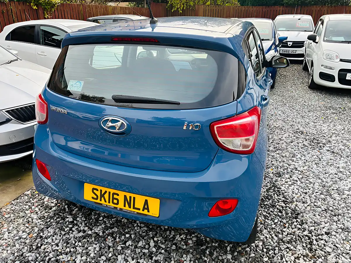Used 2016 Hyundai i10 Se Blue - Interior and Exterior details 15