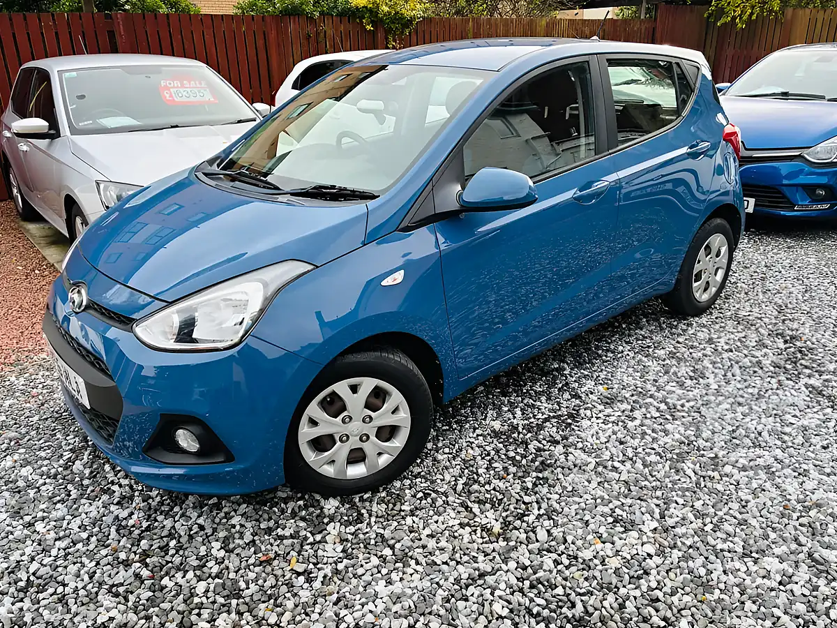 Used 2016 Hyundai i10 Se Blue - Interior and Exterior details 2