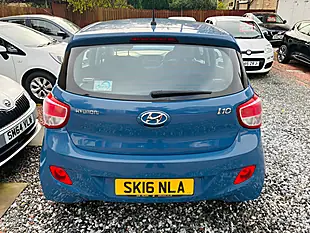 Used 2016 Hyundai i10 Se Blue - Interior and Exterior details 4