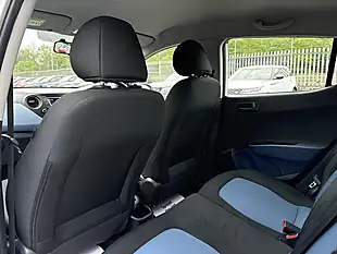 Used 2016 Hyundai i10 Se Polar White - Interior and Exterior details 18