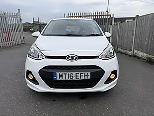 Used 2016 Hyundai i10 Se Polar White - Interior and Exterior details 3