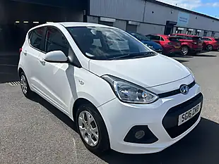 Used 2016 Hyundai I10 Se White - Interior and Exterior details 3