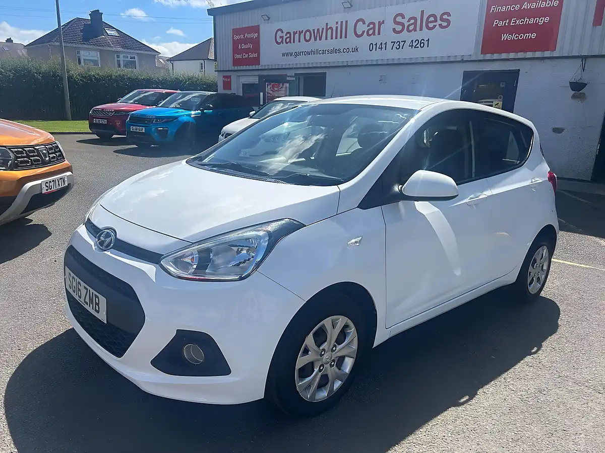 Used 2016 Hyundai I10 Se White - Interior and Exterior details 4