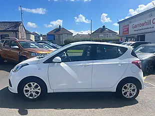 Used 2016 Hyundai I10 Se White - Interior and Exterior details 5