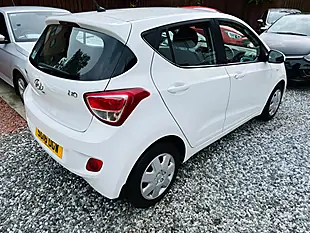 Used 2016 Hyundai i10 Se White - Interior and Exterior details 10