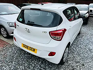 Used 2016 Hyundai i10 Se White - Interior and Exterior details 11