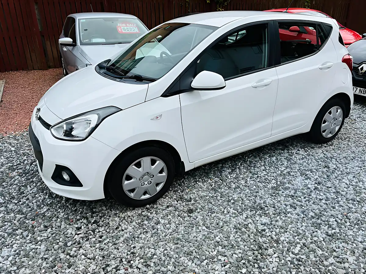 Used 2016 Hyundai i10 Se White - Interior and Exterior details 2