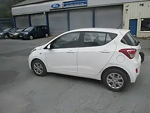 Used 2016 Hyundai I10 White - Interior and Exterior details 5