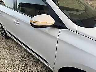 Used 2016 Hyundai I20 Premium 5DR White - Interior and Exterior details 13