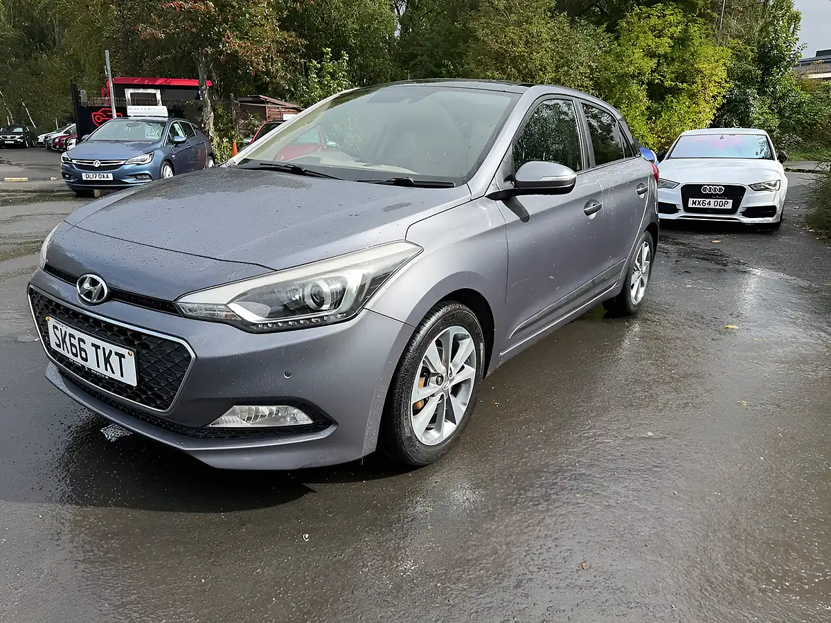 Used 2016 Hyundai I20 Premium Se Grey - Interior and Exterior details 3