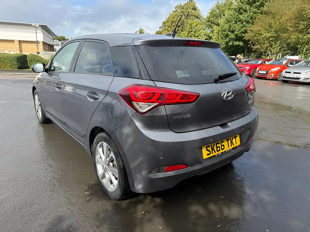 Used 2016 Hyundai I20 Premium Se Grey - Interior and Exterior details 5