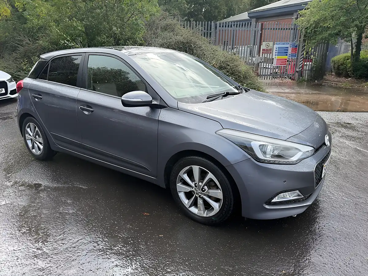 Used 2016 Hyundai I20 Premium Se Grey - Interior and Exterior details 9