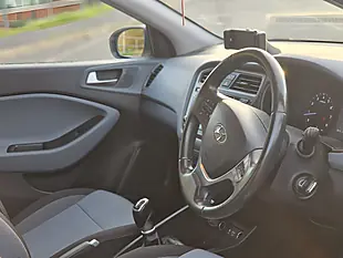 Used 2016 Hyundai i20 Premium Se - Interior and Exterior details 11