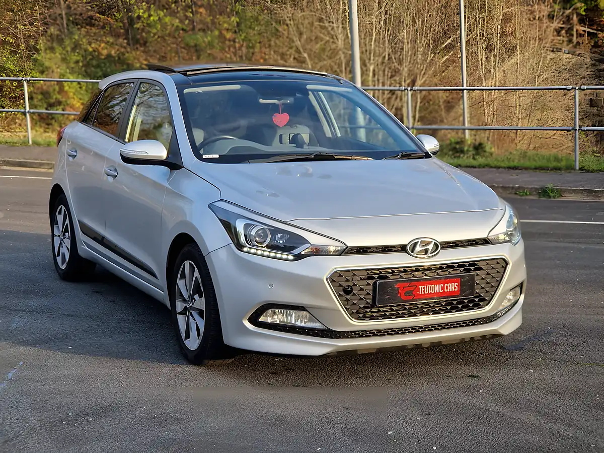 Used 2016 Hyundai i20 Premium Se - Interior and Exterior details 4