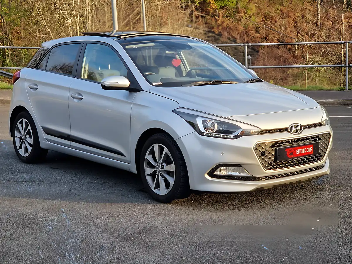 Used 2016 Hyundai i20 Premium Se - Interior and Exterior details 5