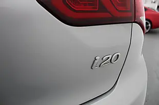 Used 2016 Hyundai I20 Premium Se Silver - Interior and Exterior details 11