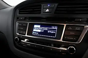 Used 2016 Hyundai I20 Premium Se Silver - Interior and Exterior details 15