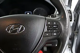 Used 2016 Hyundai I20 Premium Se Silver - Interior and Exterior details 17